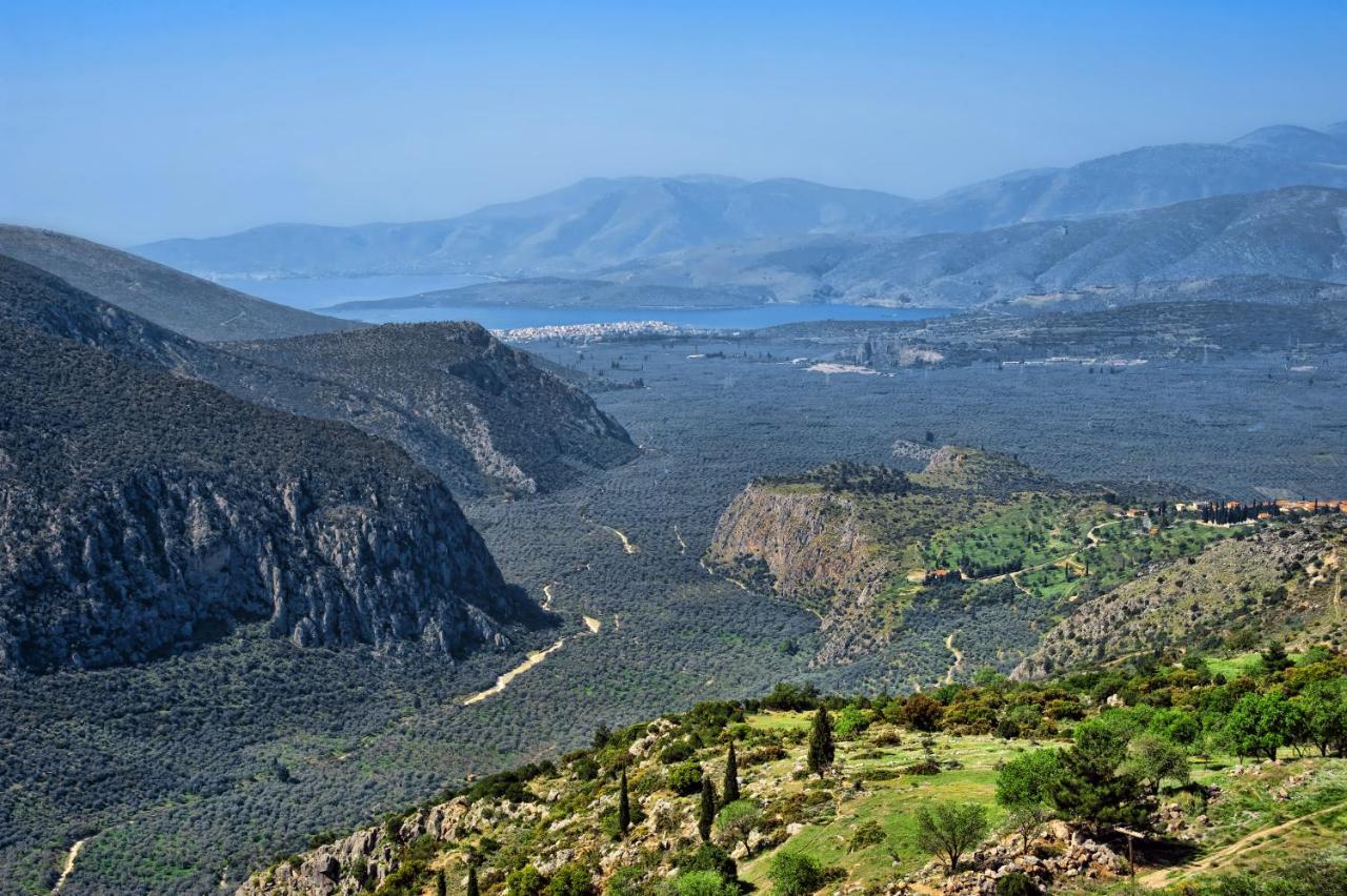 Hermes Delphi